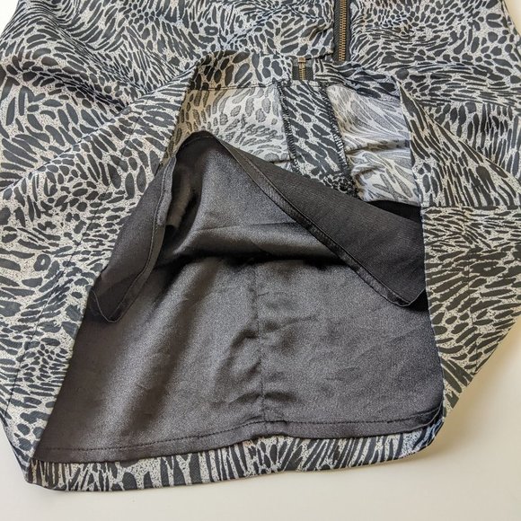 Guess XS Black & White Leopard Pattern Stretch Dress with Adjustable Straps - Picture 8 of 16